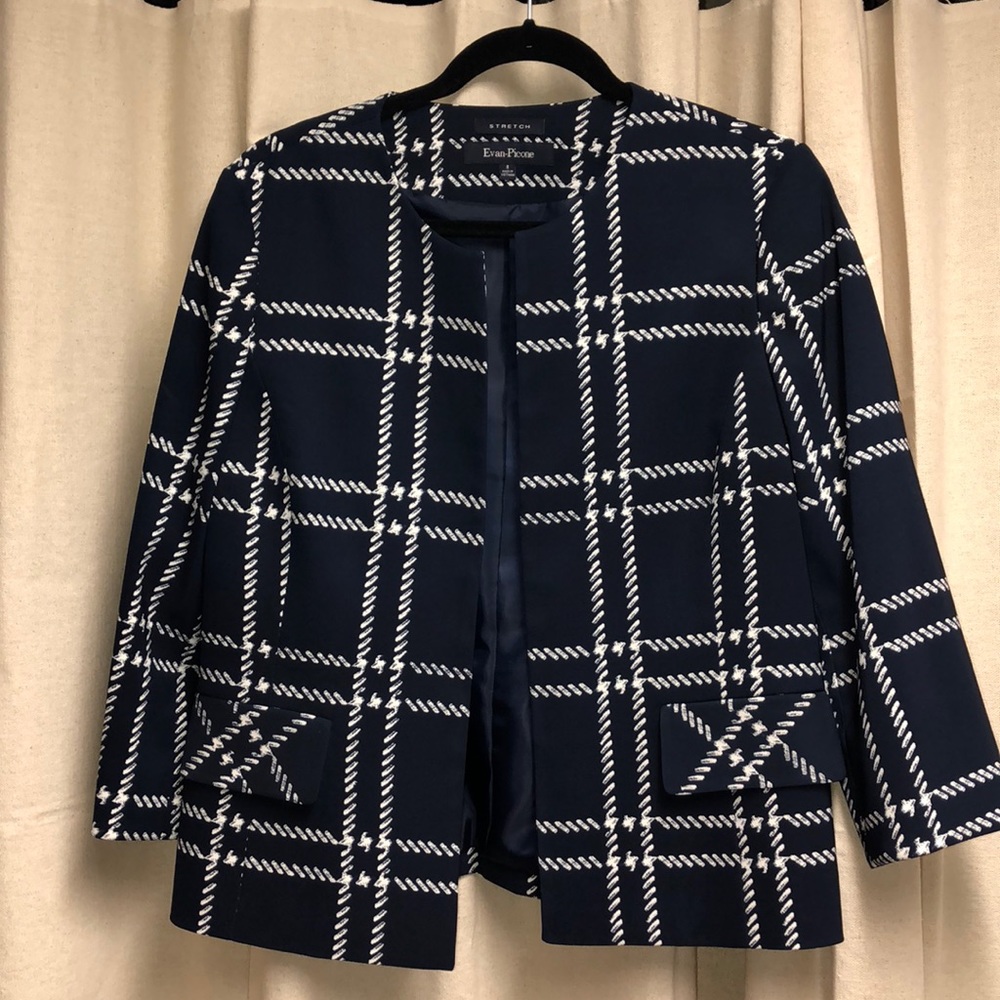 Blue and white suit jacket Evan-Picone size 8